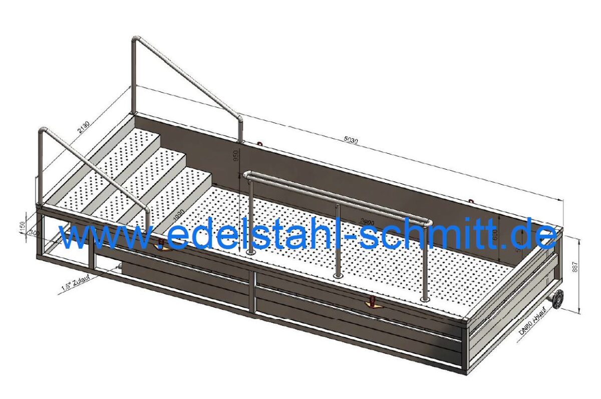 Therapiebecken aus Edelstahl 5030×2130×887 mit Treppe und Geländer, gefertigt von Edelstahlverarbeitung Schmitt.